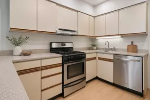 2838 N Sheffield St, Chicago, IL 60657 - Photo 28