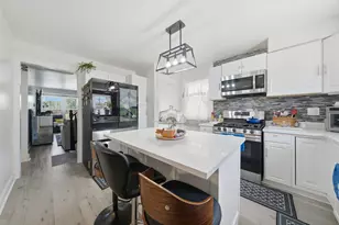 3049 W 71st St, Chicago, IL 60629 - Photo 10