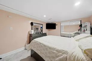 3049 W 71st St, Chicago, IL 60629 - Photo 32