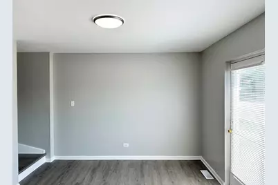 1721 E Roosevelt Road #2, Wheaton, IL 60187 - Photo 4