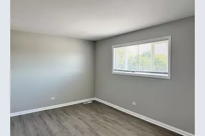 1721 E Roosevelt Road #2, Wheaton, IL 60187 - Photo 8