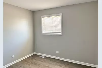 1721 E Roosevelt Road #2, Wheaton, IL 60187 - Photo 14