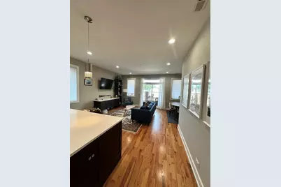 2836 N Kedzie Avenue #2F, Chicago, IL 60618 - Photo 2