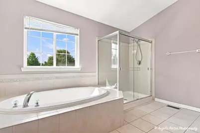 429 W Newbridge Lane, Round Lake, IL 60073 - Photo 28