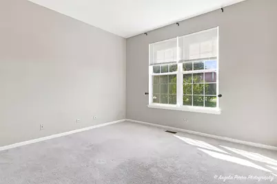 429 W Newbridge Lane, Round Lake, IL 60073 - Photo 22