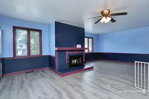 25 N Channel Dr, Round Lake Beach, IL 60073 - Photo 2