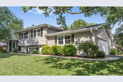 1340 Clyde Drive, Naperville, IL 60565 - Photo 2