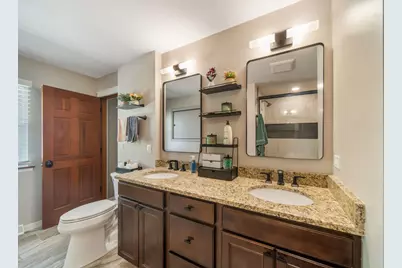 1340 Clyde Drive, Naperville, IL 60565 - Photo 16