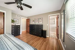 1340 Clyde Dr, Naperville, IL 60565 - Photo 20