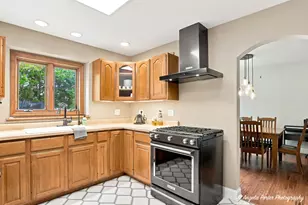 2808 Monterra Dr, Spring Grove, IL 60081 - Photo 10