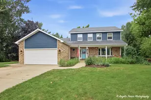 2808 Monterra Dr, Spring Grove, IL 60081 - Photo 1