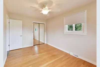 466 N Ridgeland Avenue, Elmhurst, IL 60126 - Photo 16