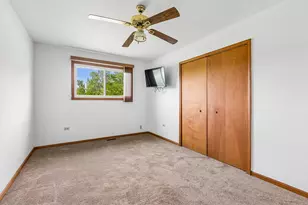 4404 Bretz Dr, Richton Park, IL 60471 - Photo 14