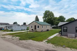 118 E Diller St, Pontiac, IL 61764 - Photo 30