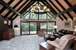 3810 N Oak Knoll Rd, Crystal Lake, IL 60012 - Photo 6