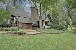 3810 N Oak Knoll Rd, Crystal Lake, IL 60012 - Photo 2