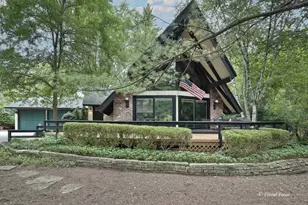 3810 N Oak Knoll Rd, Crystal Lake, IL 60012 - Photo 4