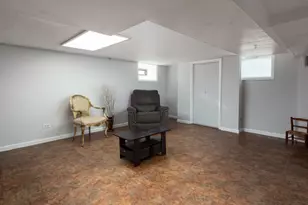 1515 Hill Ave, Wheaton, IL 60187 - Photo 12