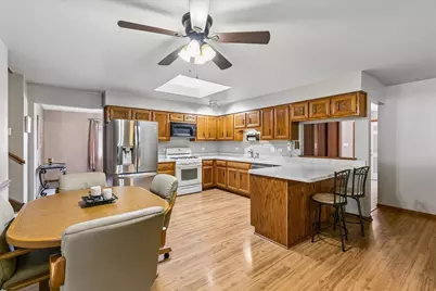 9860 Cambridge Drive, Mokena, IL 60448 - Photo 6