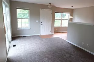 24738 George Washington Dr, Plainfield, IL 60544 - Photo 2