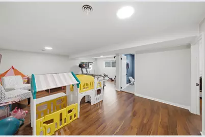 7928 Arcadia Street, Morton Grove, IL 60053 - Photo 28
