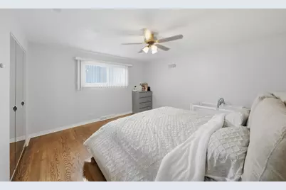 7928 Arcadia Street, Morton Grove, IL 60053 - Photo 24