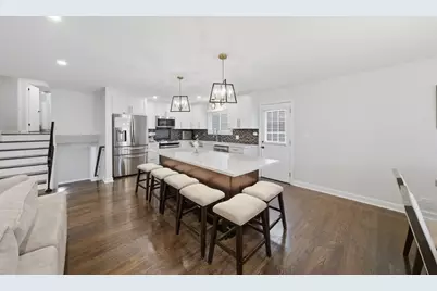 7928 Arcadia Street, Morton Grove, IL 60053 - Photo 12