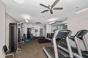 6301 N Sheridan Rd, Chicago, IL 60660 - Photo 14