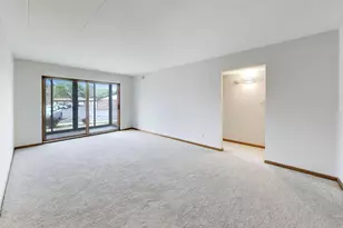 4932 Circle Ct, Crestwood, IL 60418 - Photo 8
