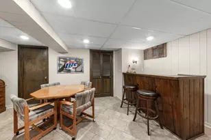281 Diamond Head Dr, Des Plaines, IL 60018 - Photo 24