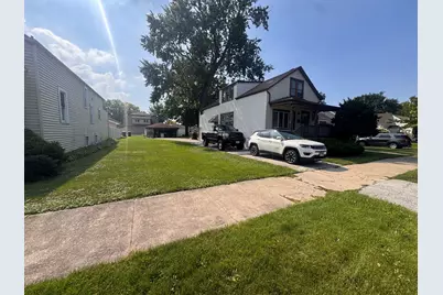 11028 S Sawyer Avenue, Chicago, IL 60655 - Photo 2