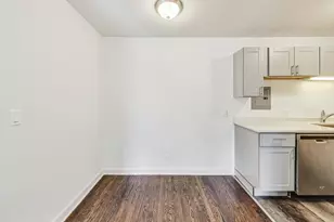 6000 N Winthrop Ave, Chicago, IL 60660 - Photo 6