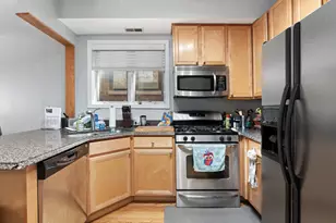 1522 N Bosworth Ave, Chicago, IL 60642 - Photo 6