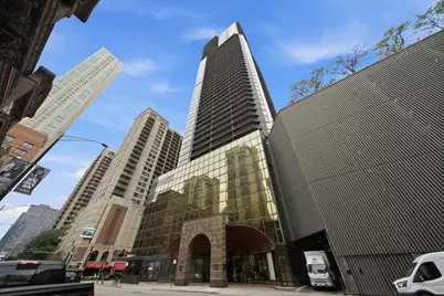 10 E Ontario Street #2111, Chicago, IL 60611 - Photo 2
