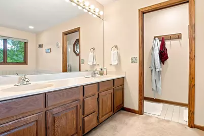 1419 Stevenson Drive, Libertyville, IL 60048 - Photo 20