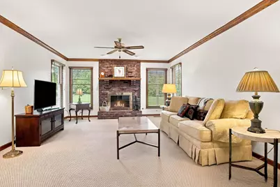 1419 Stevenson Drive, Libertyville, IL 60048 - Photo 10