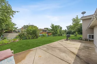 4093 Bayside Drive, Hanover Park, IL 60133 - Photo 24