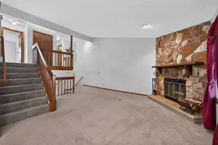 641 Amphitheater Dr, Rockford, IL 61107 - Photo 8