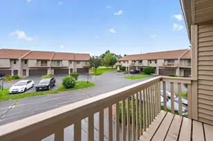 641 Amphitheater Dr, Rockford, IL 61107 - Photo 14