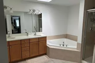 152 Finstad Dr, Libertyville, IL 60048 - Photo 12