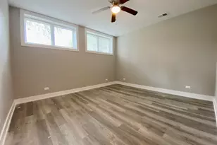 5667 W Higgins Ave, Chicago, IL 60630 - Photo 16