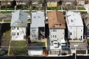 6951 S Artesian Ave, Chicago, IL 60629 - Photo 12