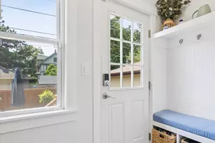 629 Carpenter Ave, Oak Park, IL 60304 - Photo 12