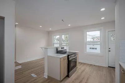 8634 S Laflin Street, Chicago, IL 60620 - Photo 10
