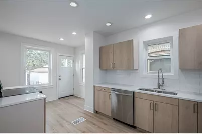 8634 S Laflin Street, Chicago, IL 60620 - Photo 8