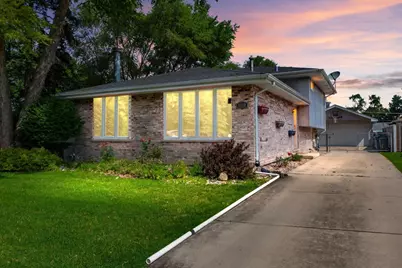 5532 129th Street, Crestwood, IL 60418 - Photo 2