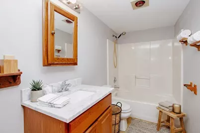 224 E Grand Avenue, Fox Lake, IL 60020 - Photo 14