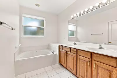 12449 Fox Run Court, Huntley, IL 60142 - Photo 12