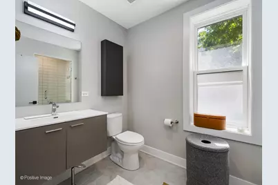 833 N Hoyne Avenue #2S, Chicago, IL 60622 - Photo 10