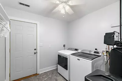 826 Birchwood Drive, Sycamore, IL 60178 - Photo 14